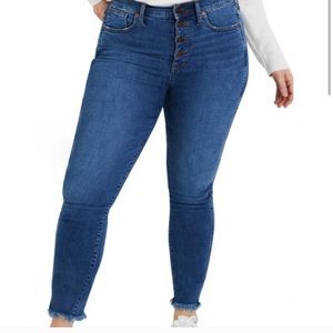 Brand New Madewell skinny jeans with button fly